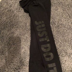 Nike leggings